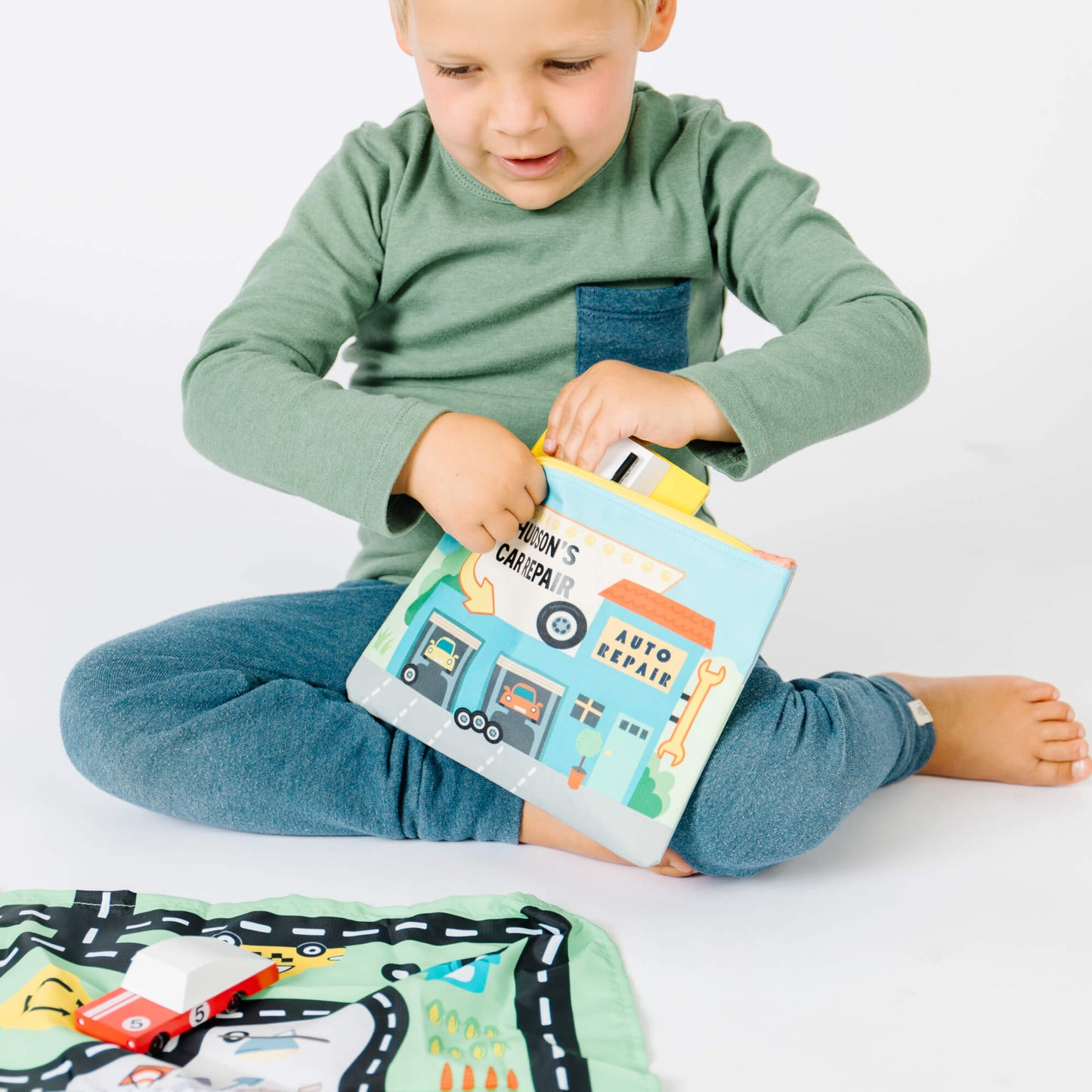 Toddler Toy Car Mat & Pouch: All-in-one Travel Entertainment!
