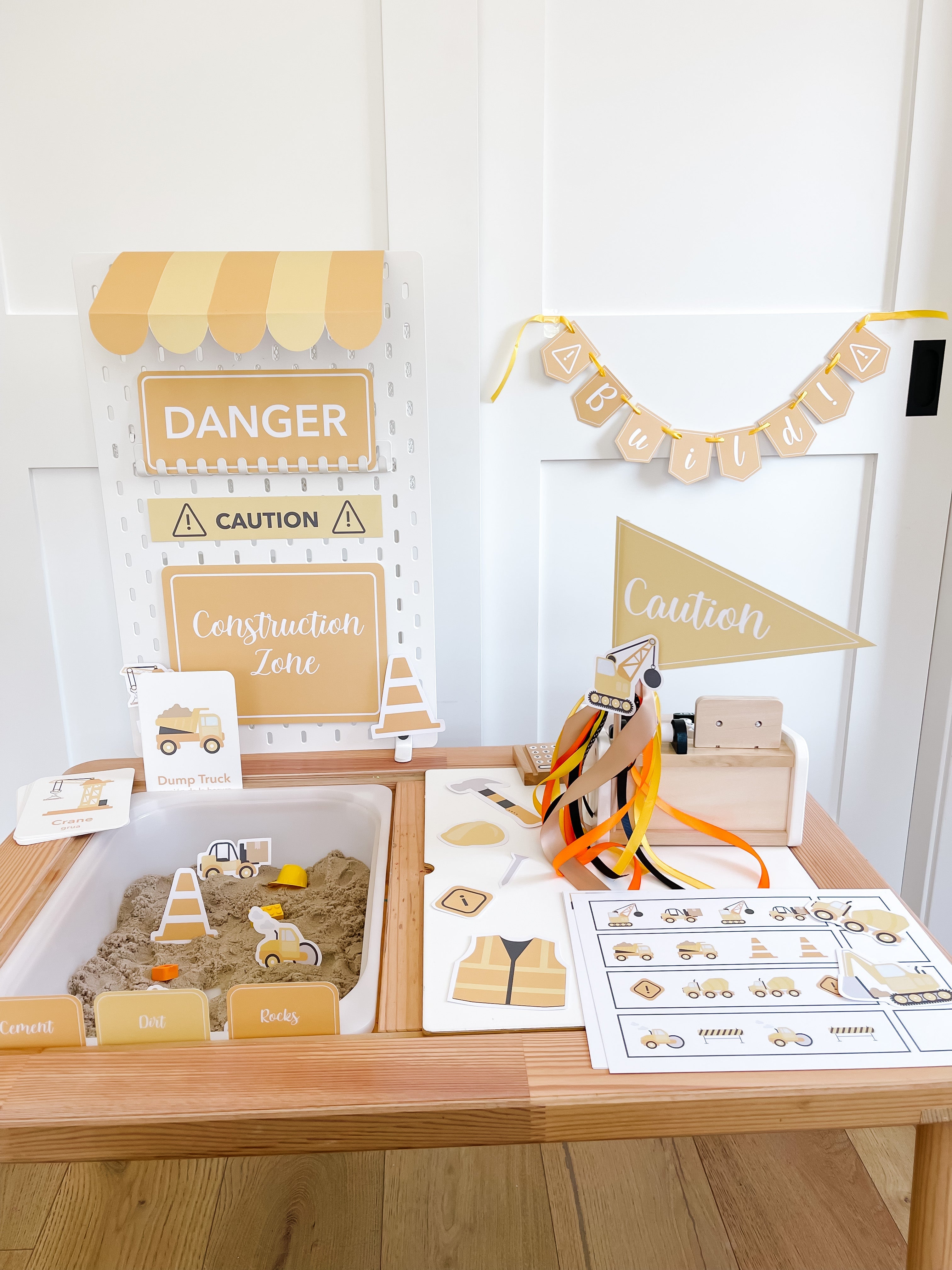 Construction Printable Dramatic Play Kit
