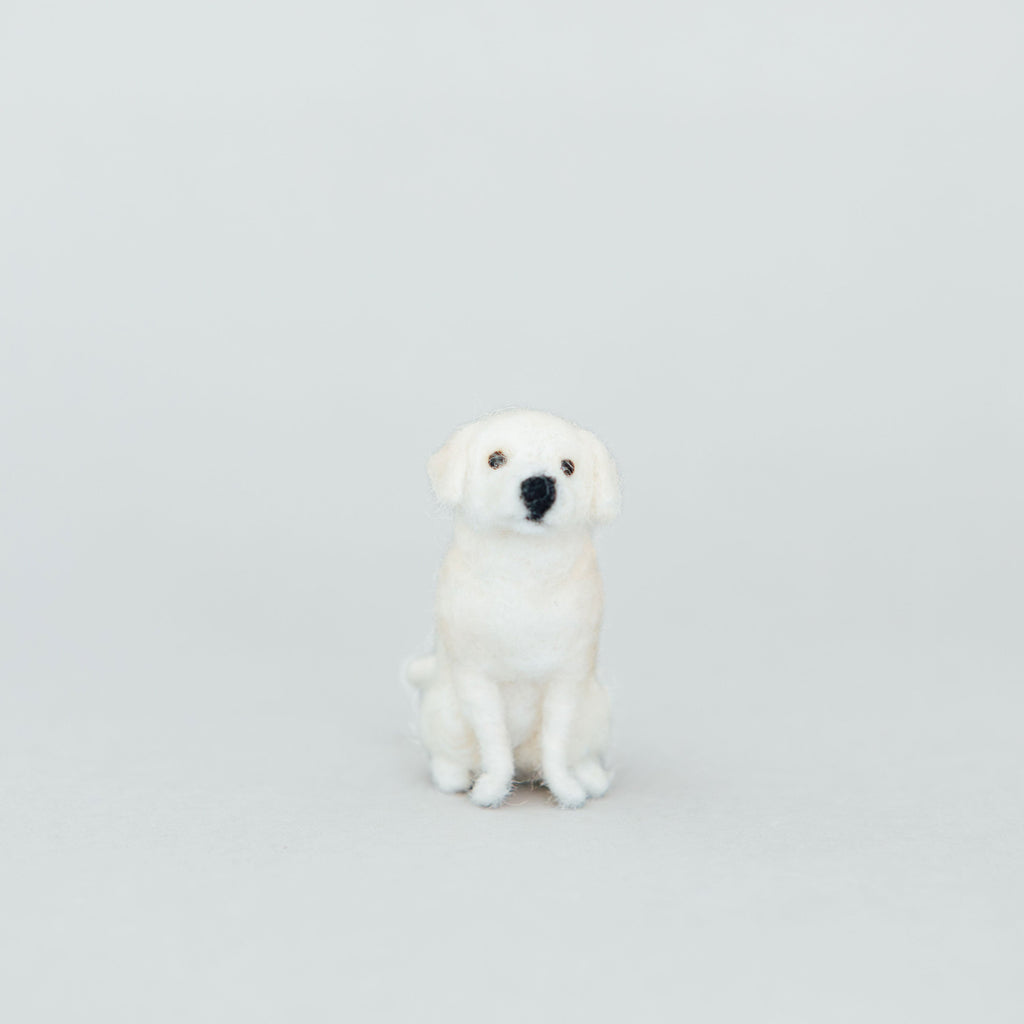 Little Felted Friends: Labrador Retriever