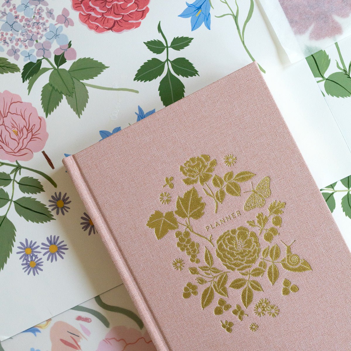 REVERIE | LINEN-BOUND PLANNER