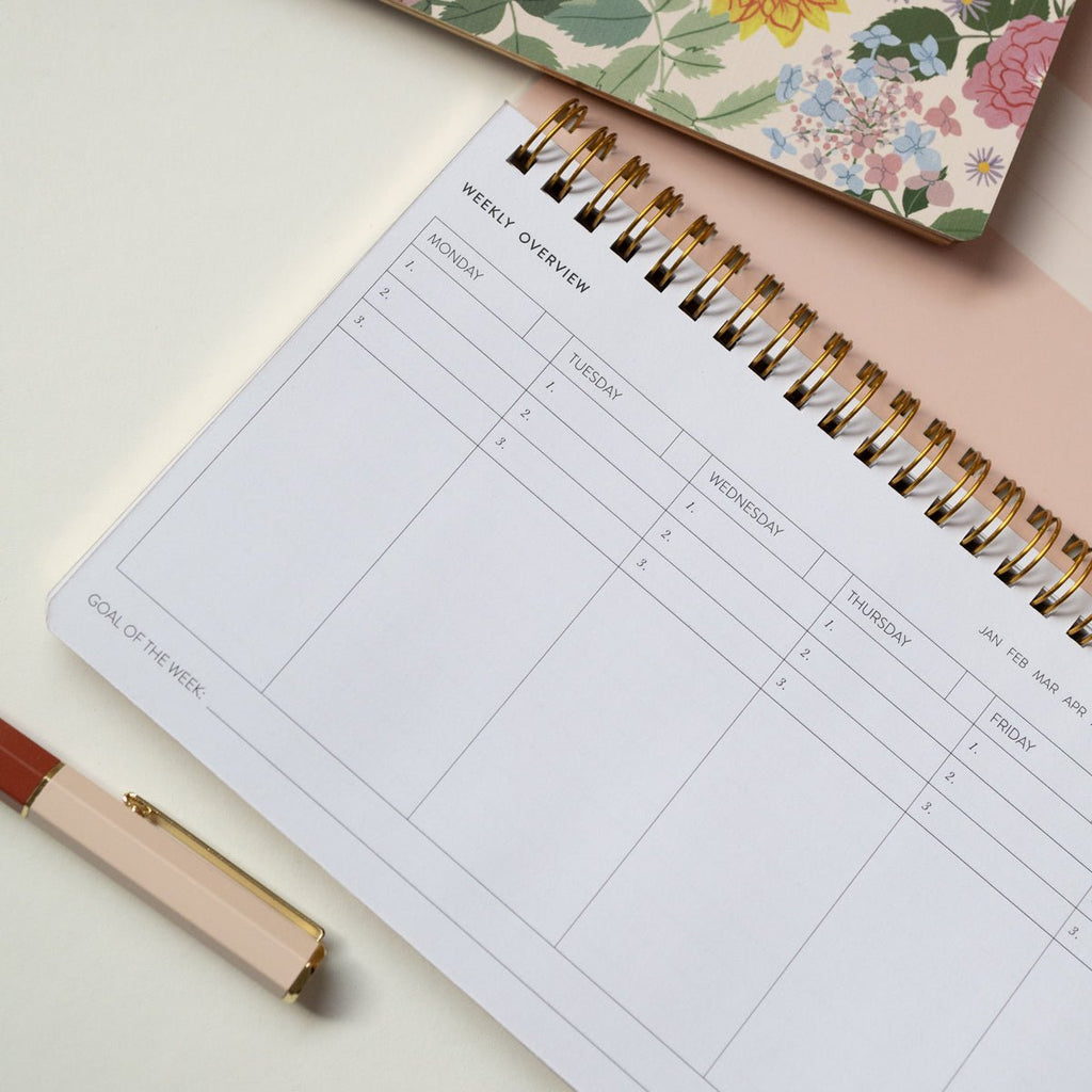 REVERIE | UNDATED WEEKLY PLANNER
