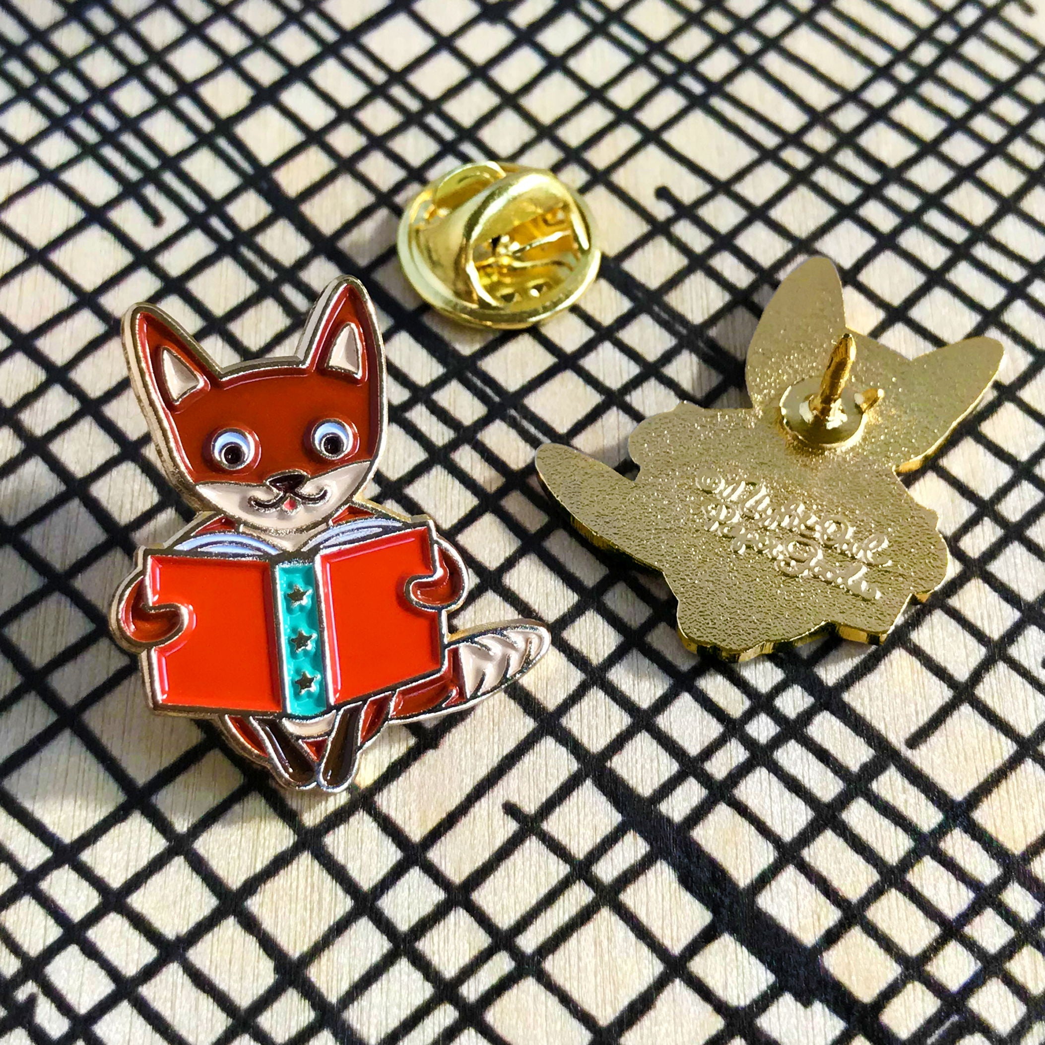 Reading Fox Enamel Pin