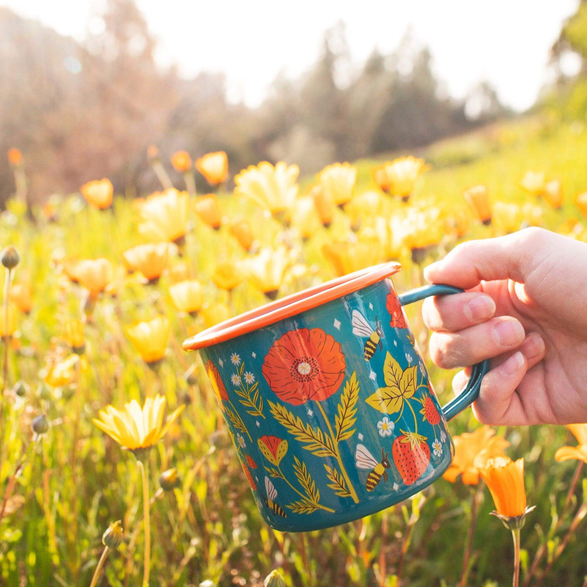 Garden Buzz Enamel Mug 16oz