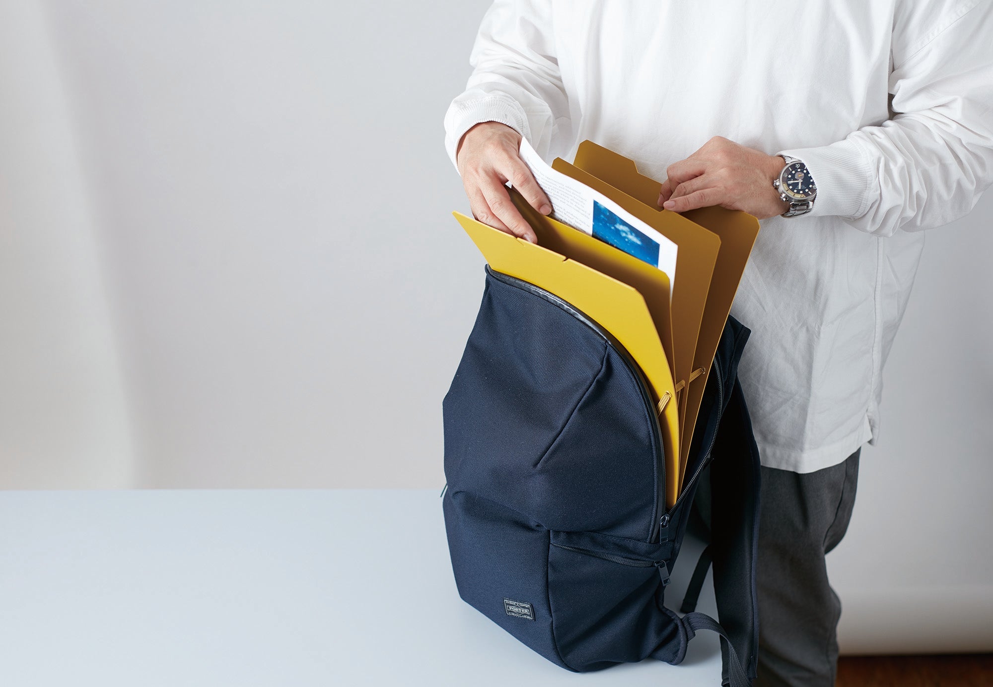 "SAND IT" Document Holder